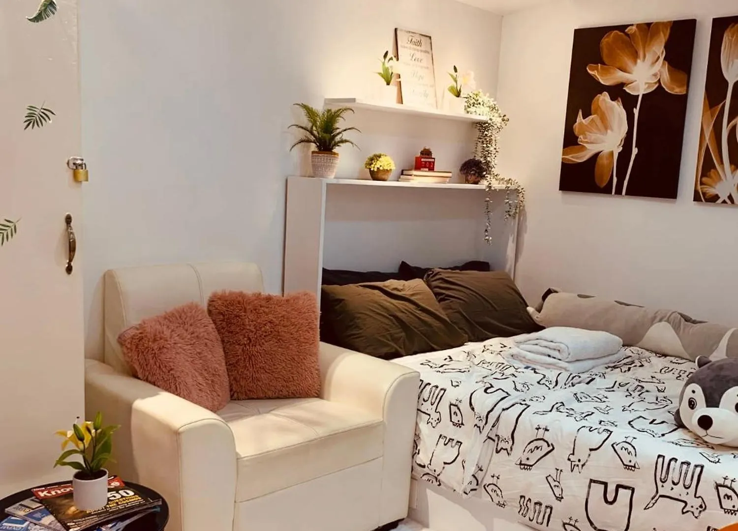 Apartamento Full House The White Haven In Clark Ángeles Filipinas
